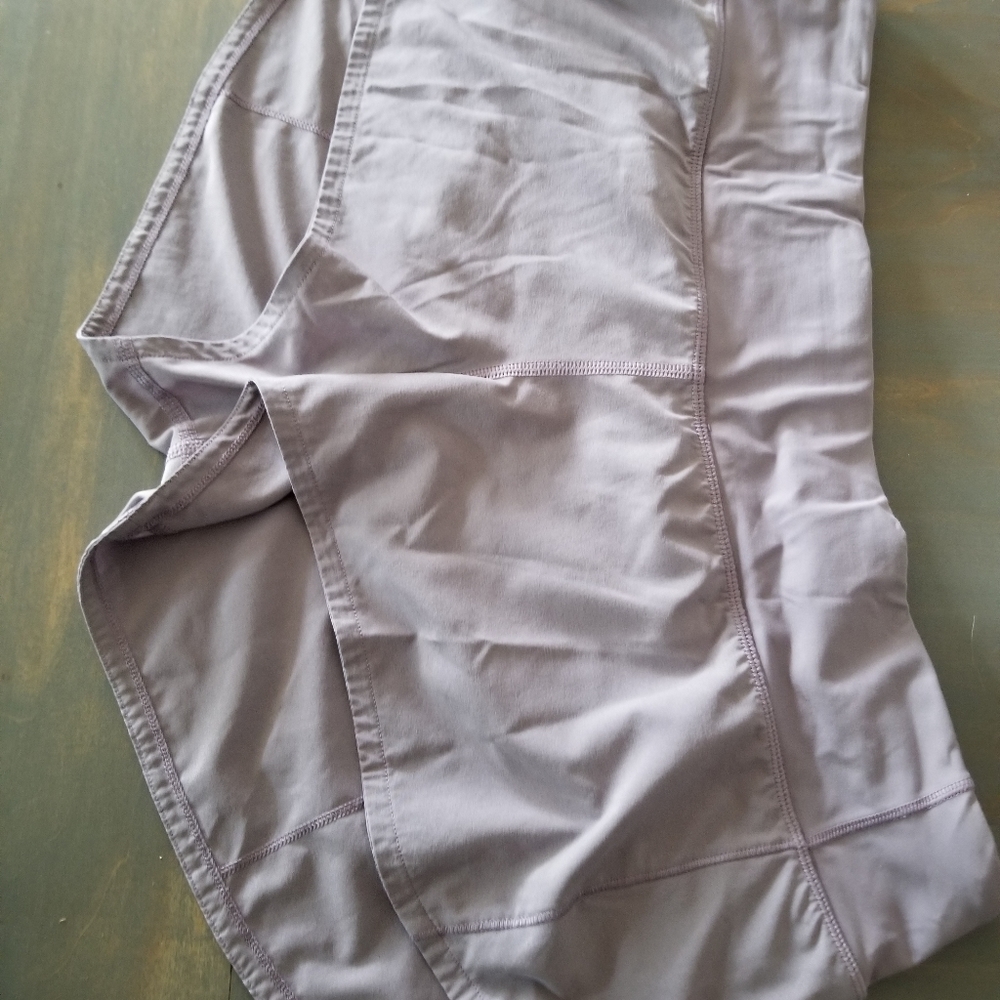 Lululemon Speed Up Short *2.5"

Daydream